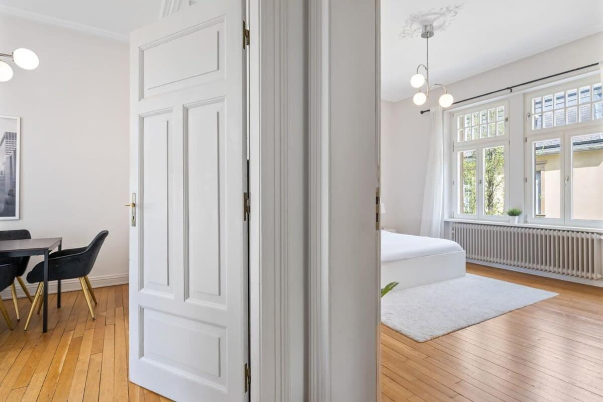 Room W Shared Bathroom&Kitchen In Luxury Villa Luxembourg Exterior photo